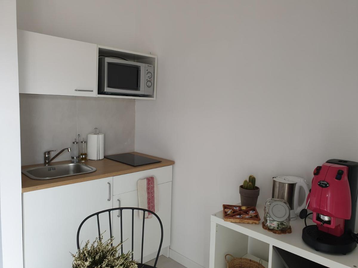 Oasi Al Centro Con Parcheggio Bed & Breakfast ซาแลร์โน ภายนอก รูปภาพ