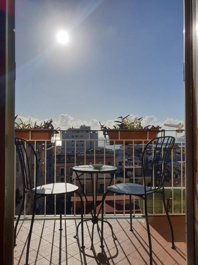 Oasi Al Centro Con Parcheggio Bed & Breakfast ซาแลร์โน ภายนอก รูปภาพ